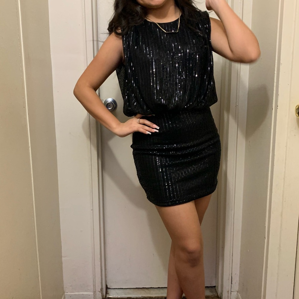 Black Sleeveless Sequin Mini Dress